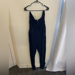 Strapless Navy Blue Jumpsuit with pockets